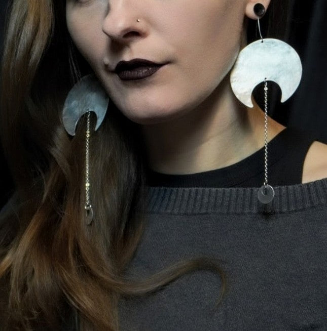 MOONDROP Earrings / Aluminum