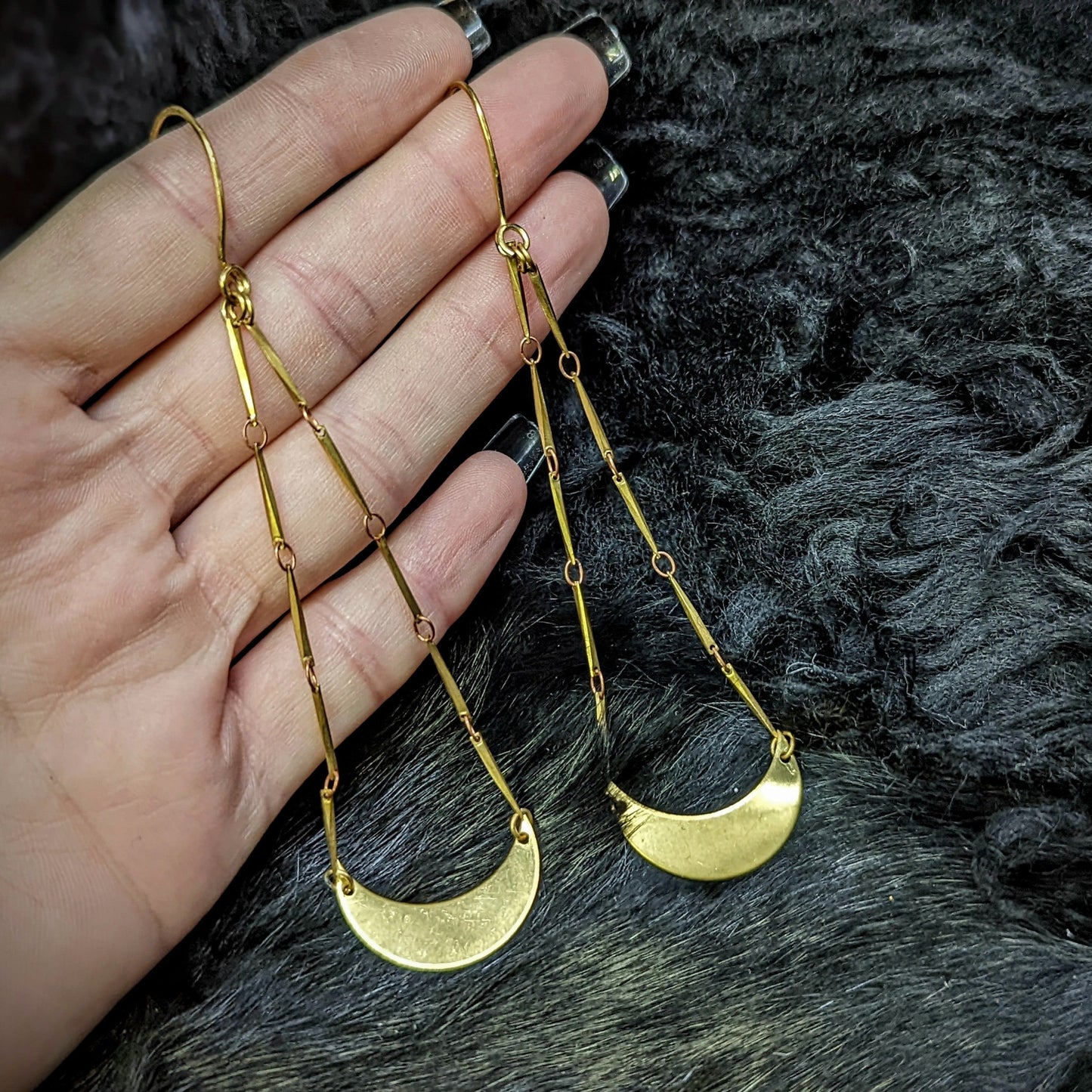 CRESCENT Earrings / Brass