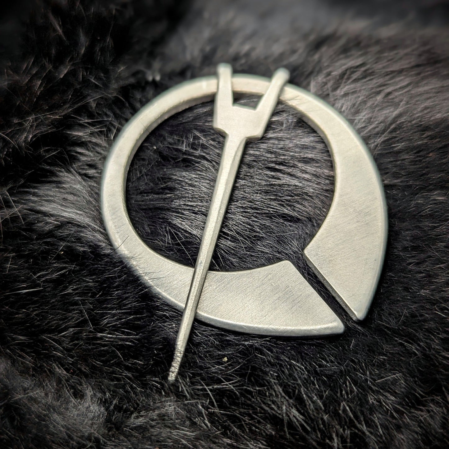 NORSE Cloak-Pin / Aluminum