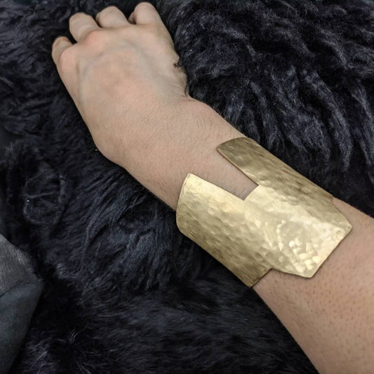 DARKSTAR MACHINATIONS - ANTIOPE Cuff / Brass - bracelet