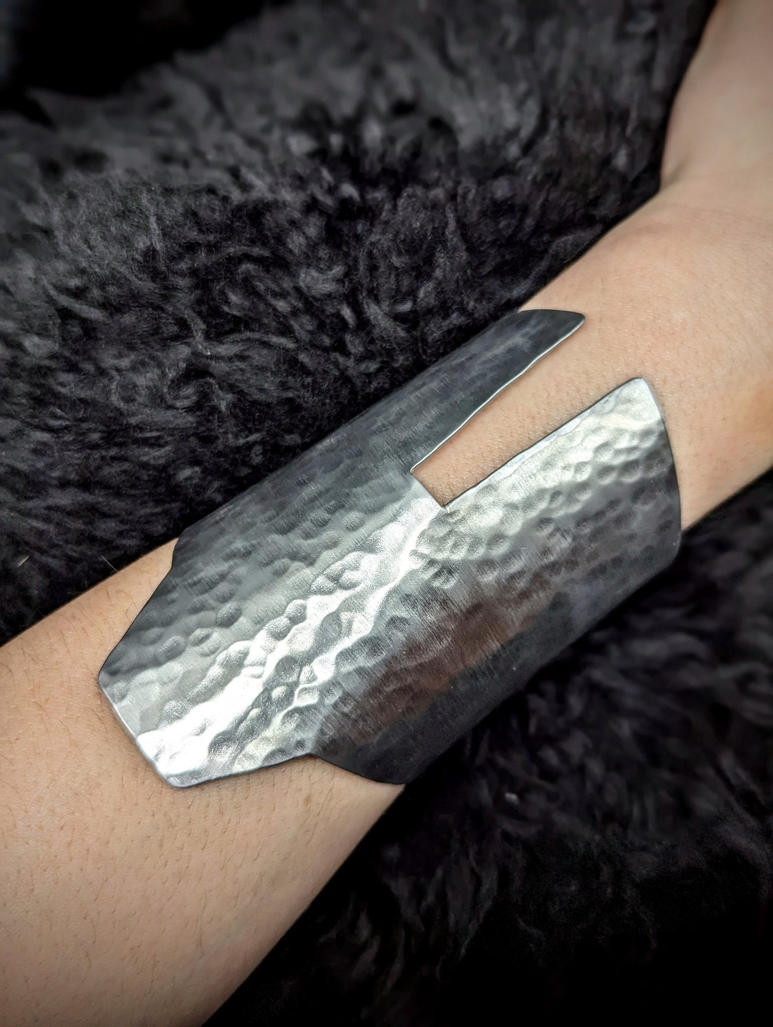 DARKSTAR MACHINATIONS - ATHENA Bracer - Cuff / Aluminum - bracelet