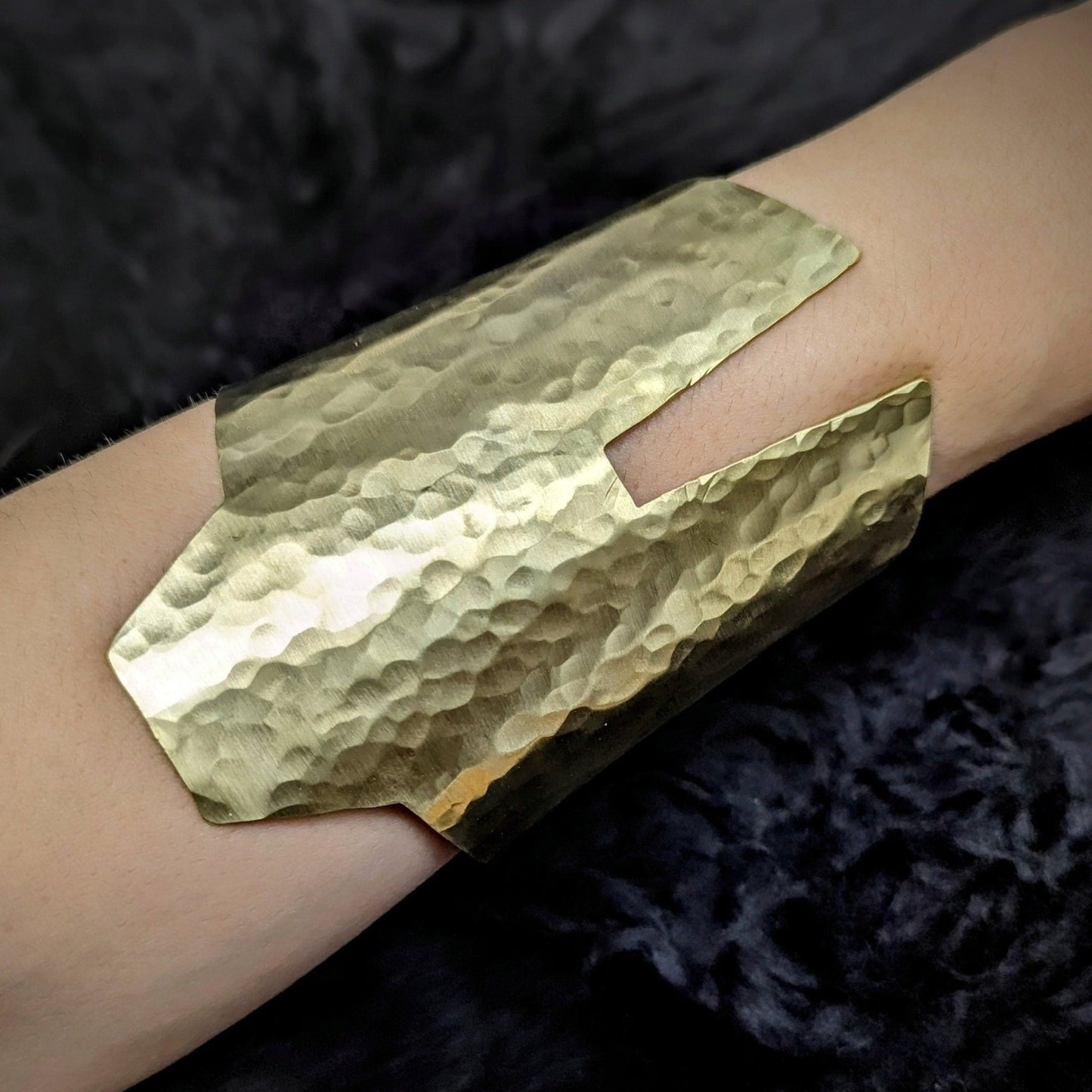 DARKSTAR MACHINATIONS - ATHENA Bracer - Cuff / Brass - bracelet