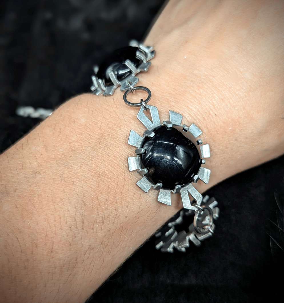 DARKSTAR MACHINATIONS - ELIZABETH Bracelet / Aluminum / Black Agate - bracelet