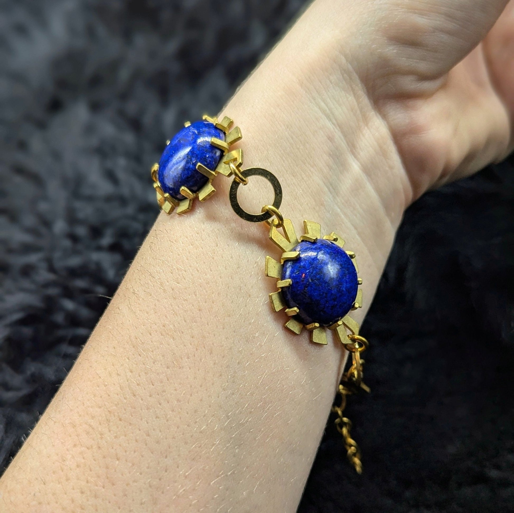 DARKSTAR MACHINATIONS - ELIZABETH Bracelet / Brass / Lapis Lazuli - bracelet