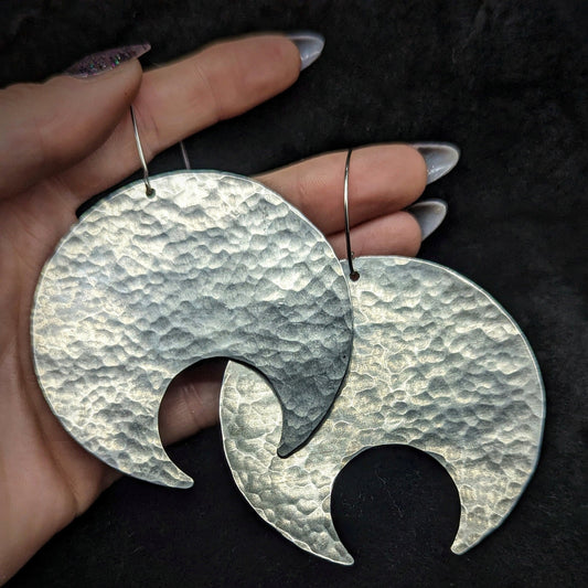 LUNA Earrings / Aluminum